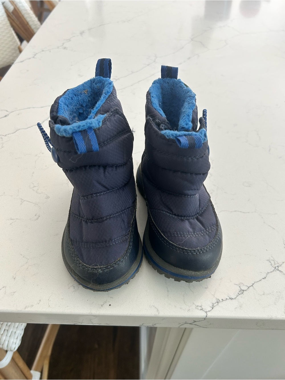 L.L. Bean Kids Navy and Bright Blue Puffer Snow Boots